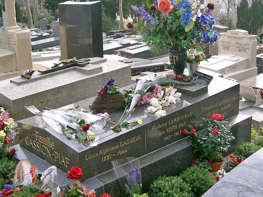 Tombe d'Édith Piaf, division 97 du Père-Lachaise